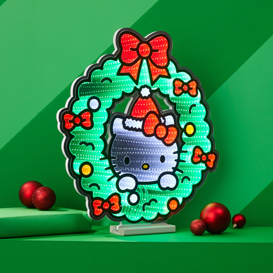 Hello Kitty Wreath Ekkolight 20”H
